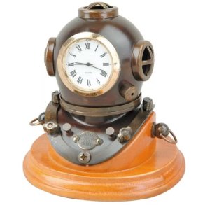 Dykkerhjelm Bord ur